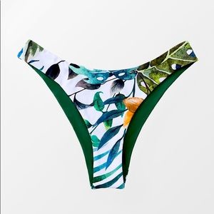 NWT reversible bikini swim bottoms